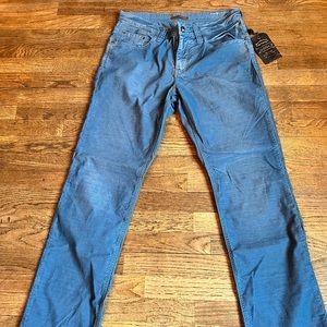 TEXAS STRAIGHT CORDUROY IN ATRIUM BLUE